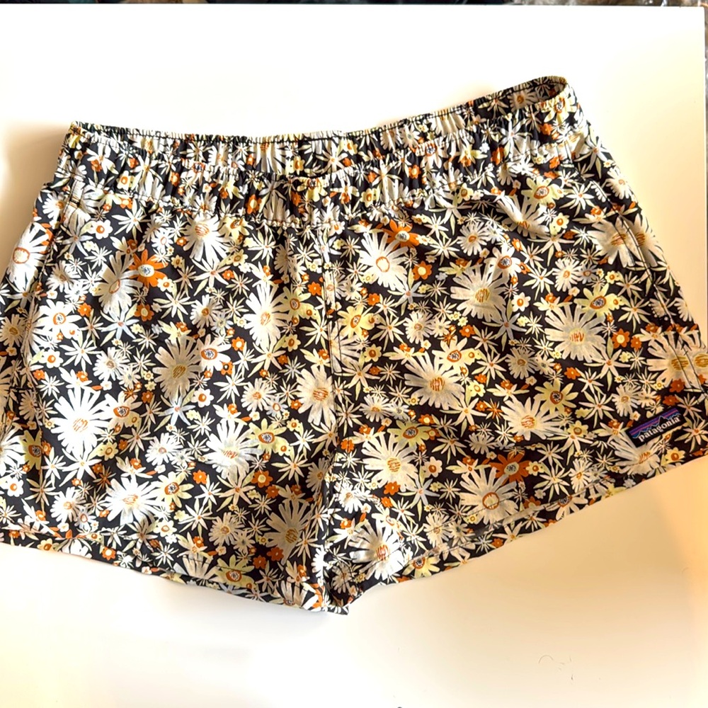 PATAGONIA floral short